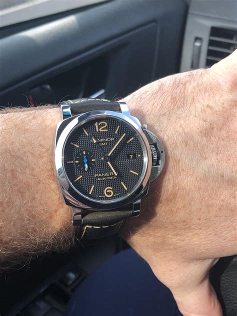 [Panerai] Panerai PAM 1535: The Definitive User 